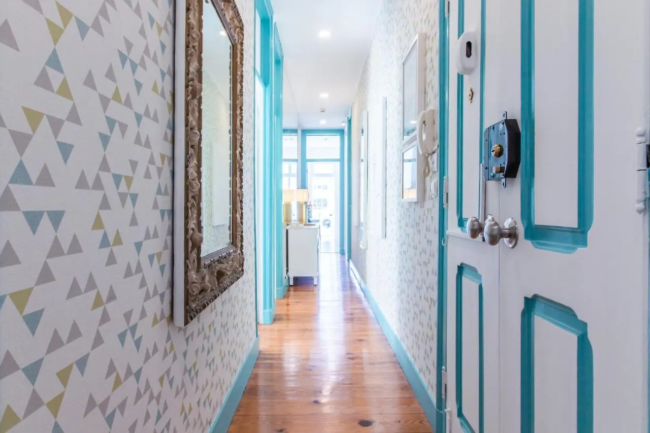 Guesthouse Liberdade - 7 Bedroom Apartment Lisbon Portugal