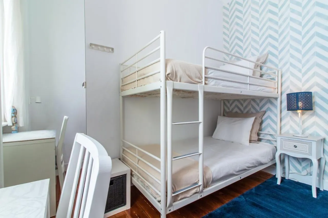 Guesthouse Liberdade - 7 Bedroom Apartment Lisbon 0*,  Portugal