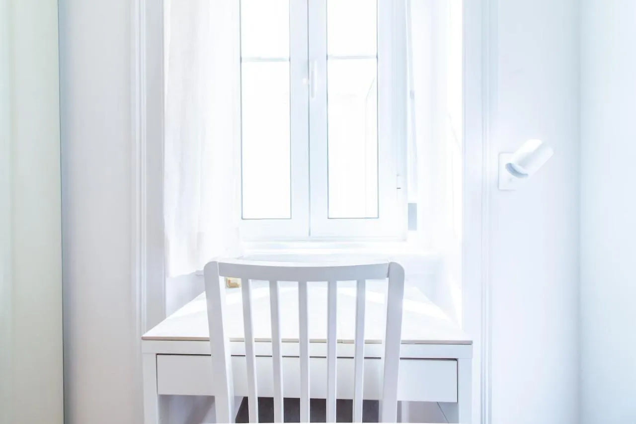 Guesthouse Liberdade - 7 Bedroom Apartment Lissabon
